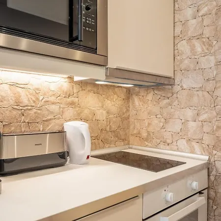 Appartamento Guestready - Cosy Flat With Seaview In Alfama Lisbona