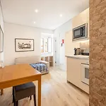 Guestready - Cosy Flat With Seaview In Alfama Lisbon