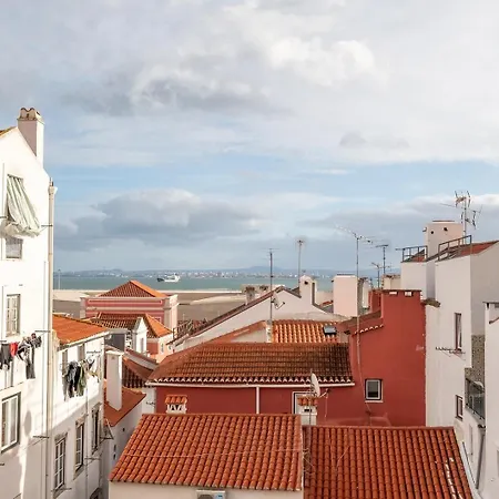 Guestready - Cosy Flat With Seaview In Alfama *